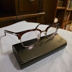 Persol Tailoring Edition 3199-S in Havana